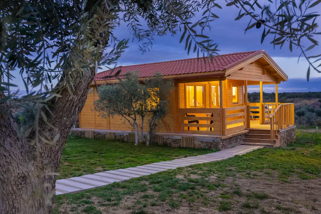 Lile – Timber House model