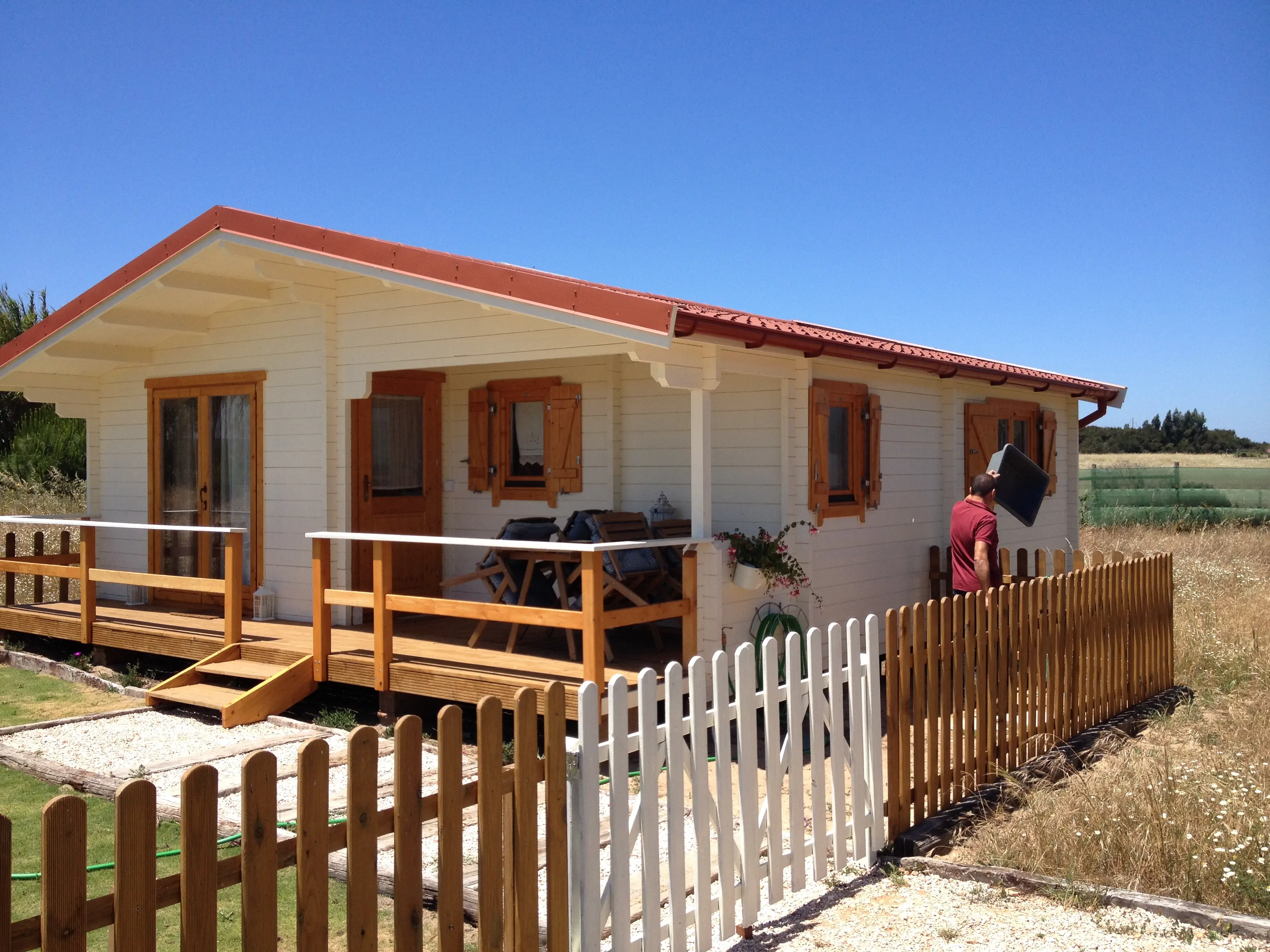 Model T0 – 2-Bed Lodge